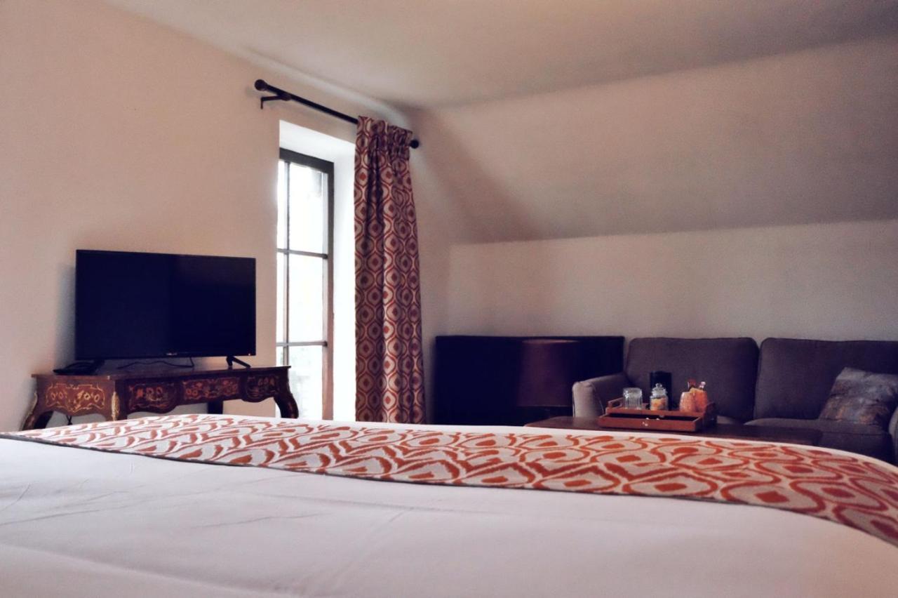 La Bergerie De Lives Bed & Breakfast นามูร์ ภายนอก รูปภาพ