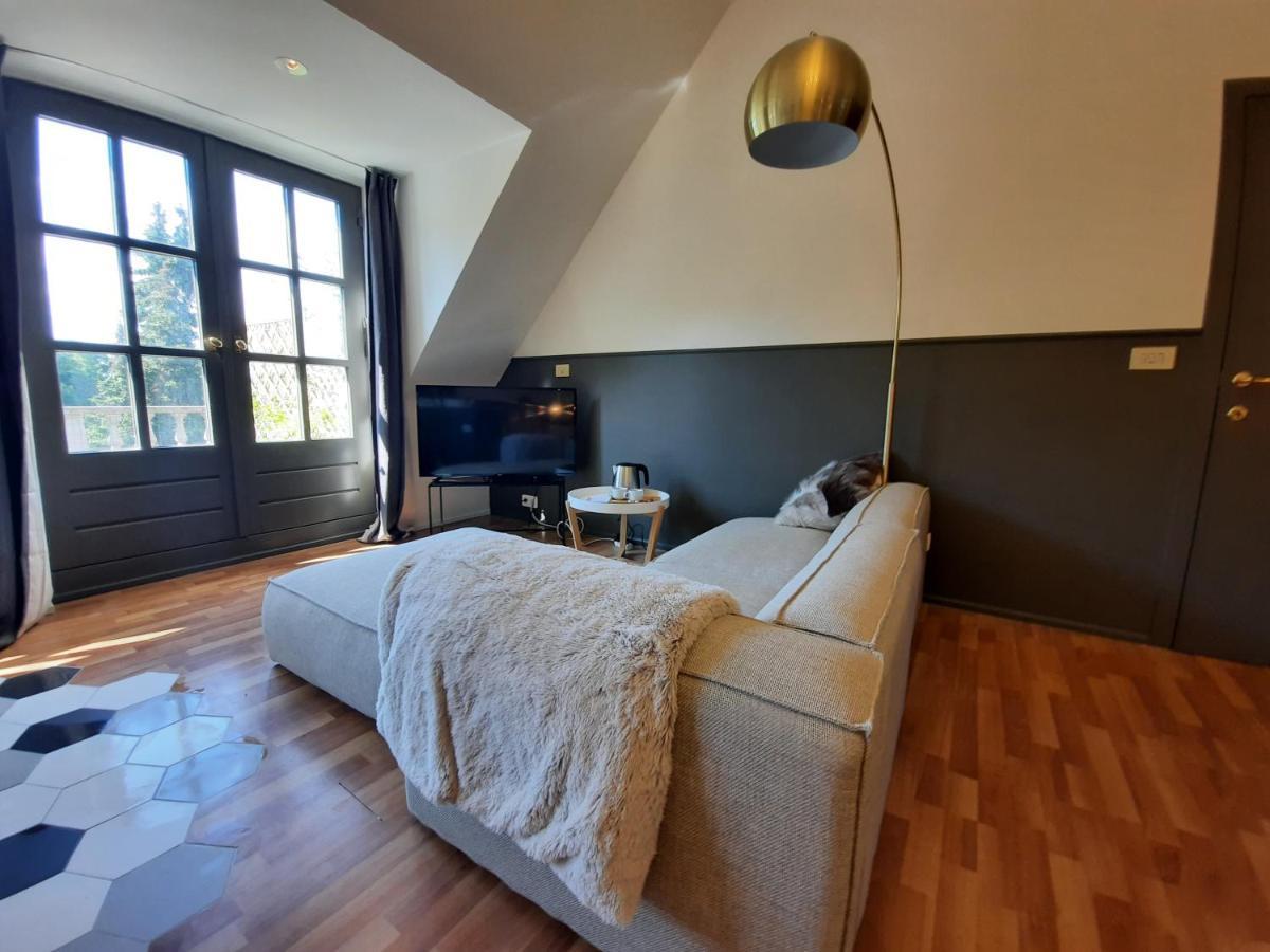 La Bergerie De Lives Bed & Breakfast นามูร์ ภายนอก รูปภาพ